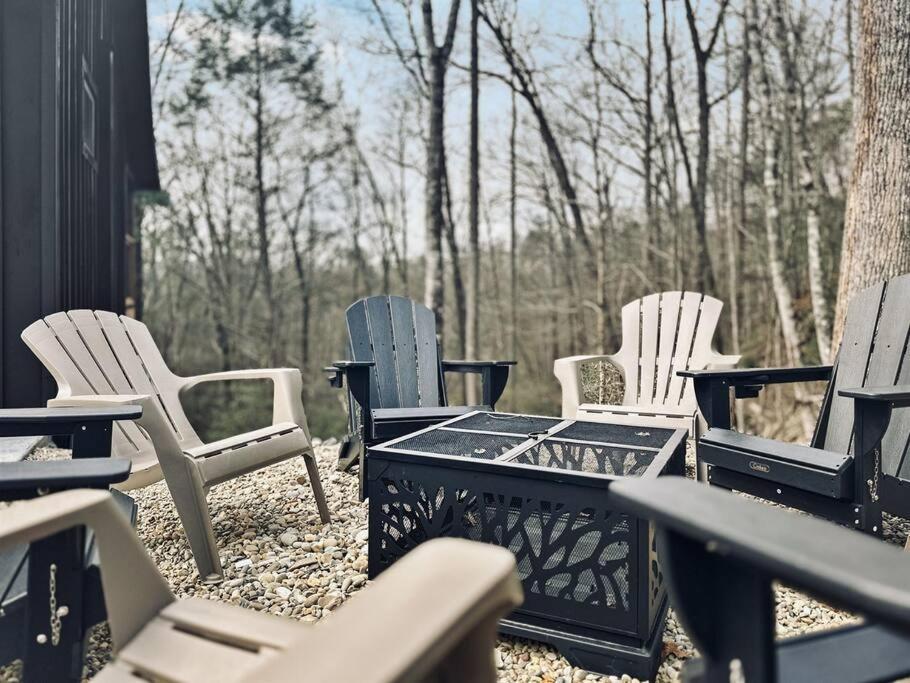 Honeymoon Couples Cabin Secluded, Hot Tub, Views Sevierville Bagian luar foto