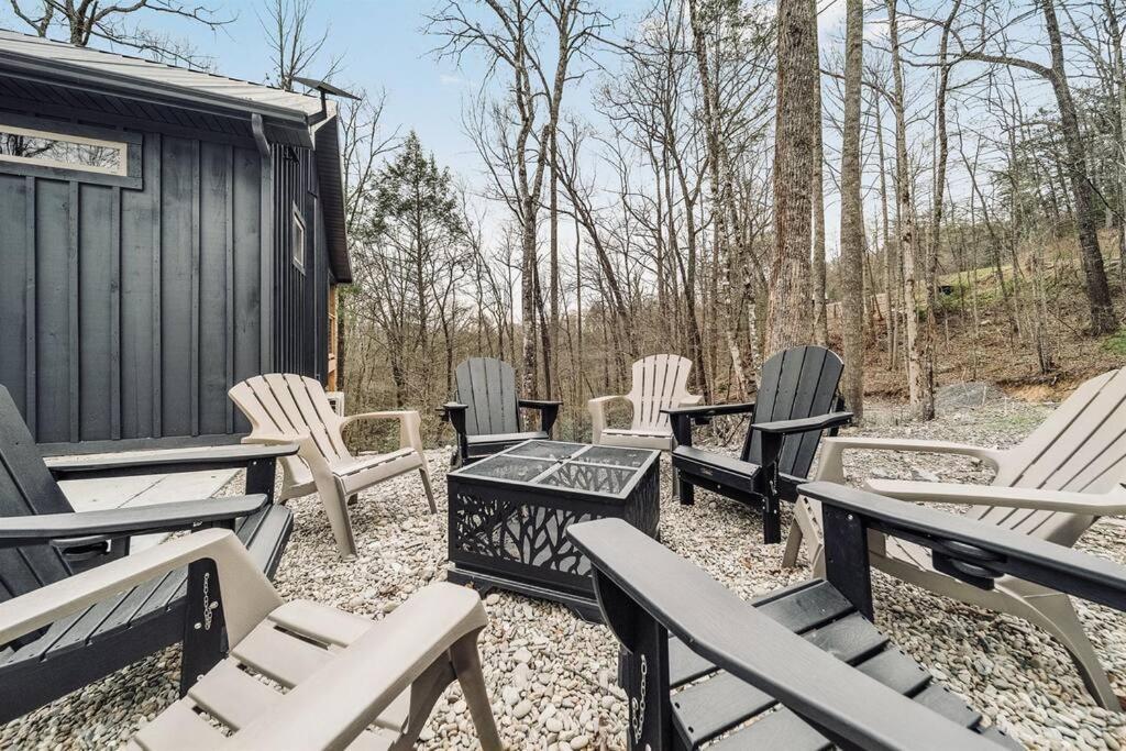 Honeymoon Couples Cabin Secluded, Hot Tub, Views Sevierville Bagian luar foto