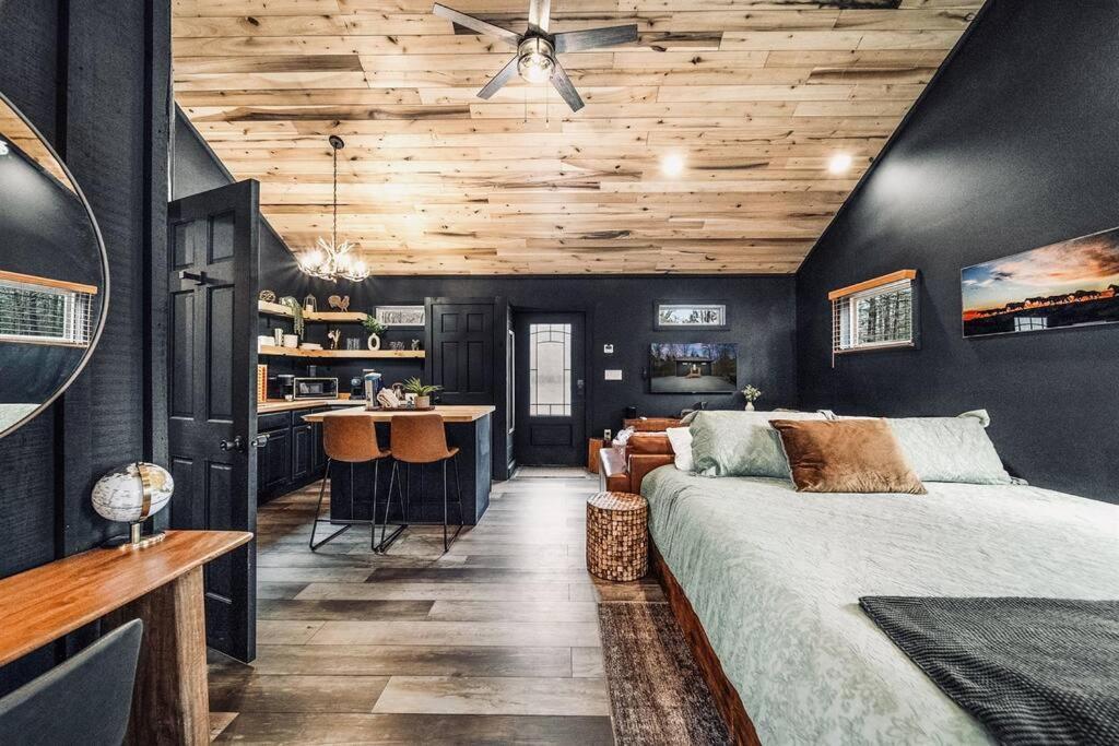 Honeymoon Couples Cabin Secluded, Hot Tub, Views Sevierville Bagian luar foto